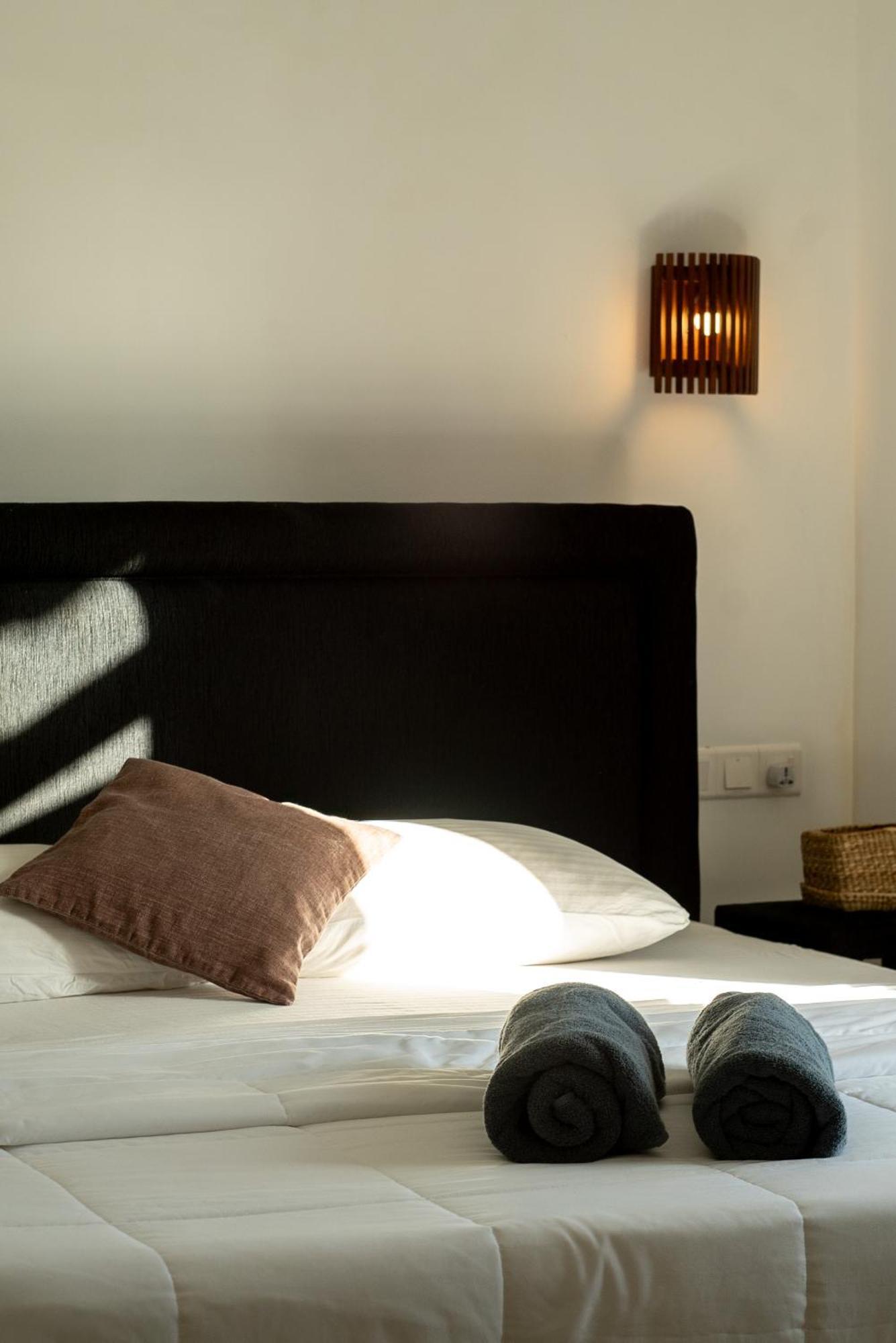 Ruma Surf Hotel Ahangama Eksteriør bilde